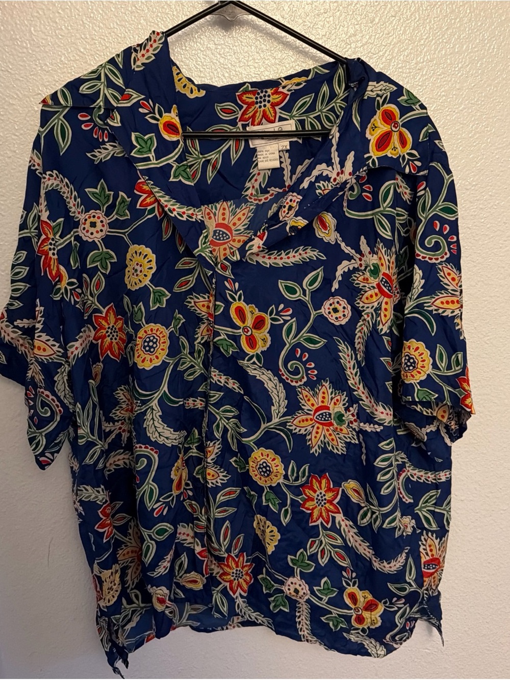 Women's Navy Floral Button-Front Top - Unknown Brand